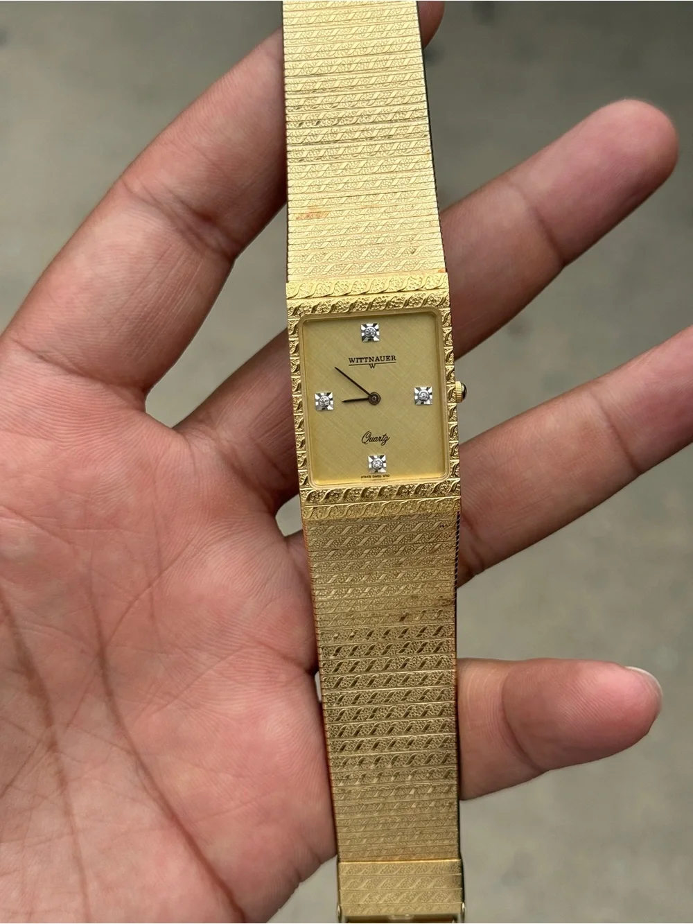 Wittnauer vintage DIAMOND AWARD Gold tank Quartz  men’s rare watch